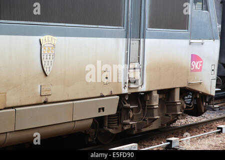 Paris Bercy est une gare ferroviaire et routière de Paris, France, exploité par la SNCF. Banque D'Images