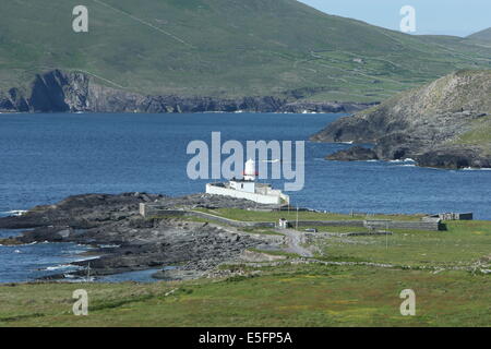 Le Valentia Phare à Cromwell Point, Valentia Island, comté de Kerry dans le sud de l'Irlande. Banque D'Images