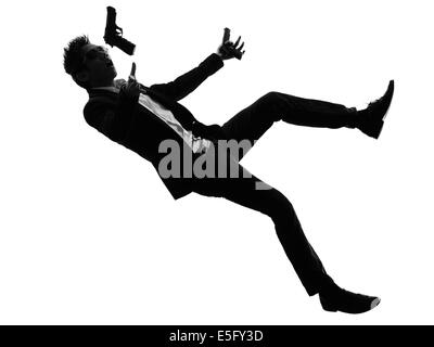 Un homme armé d'Asie en silhouette tueur isolé sur fond blanc Banque D'Images