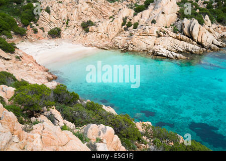 Plage de Cala Coticcio dans l'île de Caprera, Sardaigne, Italie Banque D'Images