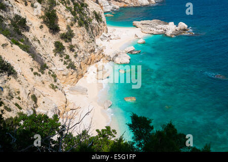 Plage de Cala Mariolu Baunei, Sardaigne, Italie Banque D'Images