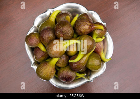 Figues sucrées maintenant récoltés dans mon jardin Banque D'Images