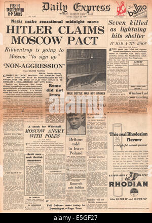 1939 front page Express quotidien du gouvernement britannique de déclaration s'engagent à se tenir par la Pologne s'ils sont attaqués Banque D'Images