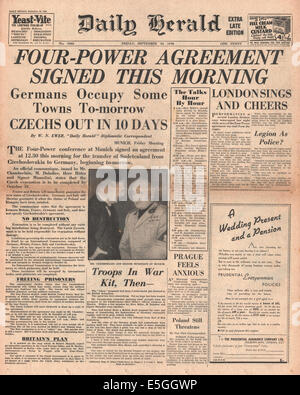 1938 Daily Herald/la page déclaration de la signature de l'accord de paix de Munich Banque D'Images