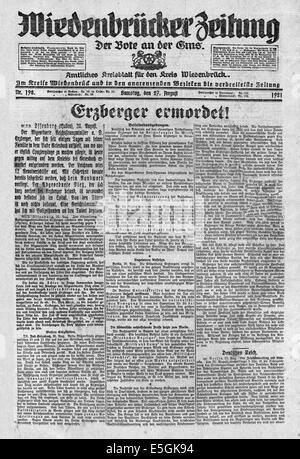 Wiedenbrucke Zeitung (Allemagne) rapport page avant le meurtre de Matthias Erzberger, Ministre allemand des Finances Banque D'Images