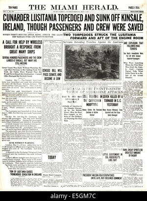 1915, le Miami Herald (USA)/la page Déclaration du naufrage du paquebot Lusitania par un sous-marin allemand Banque D'Images