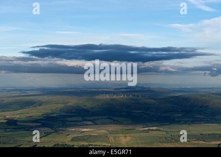 Midlothian en direction nord vers le paysage le Firth of Forth. Banque D'Images