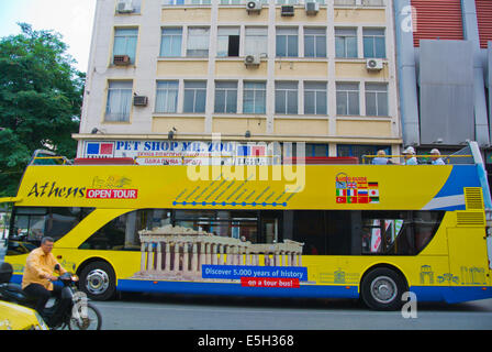 Visite guidée d'Athènes open tour bus, le centre d'Athènes, Grèce, Europe Banque D'Images