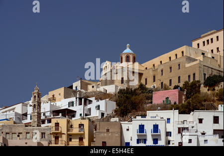 Ano Syros ville médiévale, le quartier catholique de l'île de Syros et la principale communauté catholique de Grèce Banque D'Images