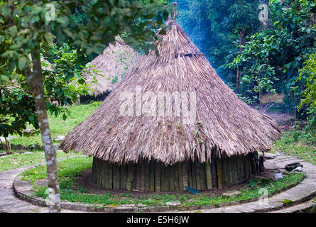 Maison indienne dans "Pueblito" un site archaelogic dans 'Le parc national Tayrona' , Colombie Banque D'Images