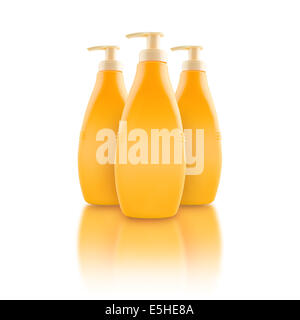 La bouteille de lait corps nourrissant. Les bouteilles en plastique jaune à blanc avec la réflexion. Banque D'Images