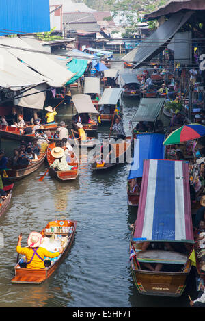 Marché flottant de Damnoen Saduak, Thaïlande Banque D'Images