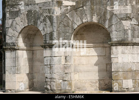 L'Italie. Ravenne. Mausolée de Theoderic. Construit en 520 AD par Théodoric le grand comme son futur tombeau. Banque D'Images