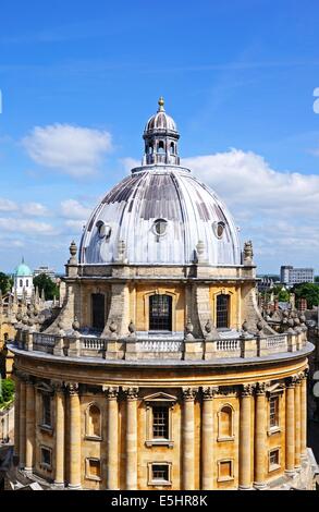 Portrait de la Radcliffe Camera dome, Oxford, Oxfordshire, Angleterre, Royaume-Uni, Europe de l'Ouest. Banque D'Images