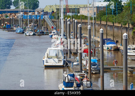 Port et Port de Plaisance River Nene Fenland Wisbech Cambridgeshire UK Banque D'Images