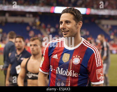 Harrison, NJ - 31 juillet 2014 : FC Bayern Munich joueur Claudio Pizzarro reçoit le prix MVP après match amical entre CD G Banque D'Images