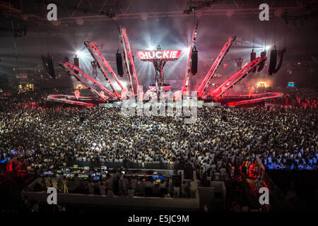 La Hollande, la sensation. Première mondiale 'Bienvenue à l'Pleasuredome' Amsterdam Arena. 5 juillet 2014. DJ Chuckie. Utilisez uniquement éditoriale Banque D'Images