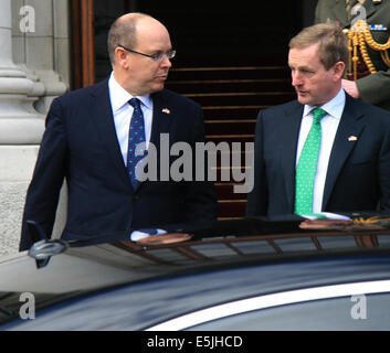 Le lundi 04 avril 201- DUBLIN, IRLANDE- Prince Albert de Monaco lors d'une visite d'état de Rep de l'Irlande avec Charlene Wittstock Banque D'Images