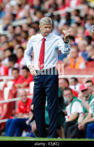 Londres, Royaume-Uni. 07 août, 2014. Unis Cup. Benfica contre Arsenal. Gestionnaire d'Arsenal Arsène Wenger : Action Crédit Plus Sport/Alamy Live News Banque D'Images