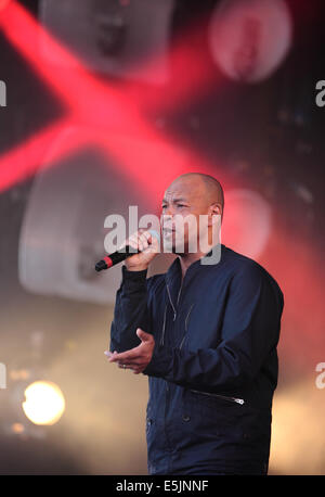 Roland Don de la jouer Fine Young Cannibals rembobiner l'Ecosse,Festival,Perth Scone Palace, dimanche 20 juillet 2014, © Derek UN Banque D'Images