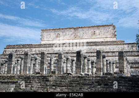 Temple des Guerriers de Chichen Itza Yucatan Mexique Banque D'Images