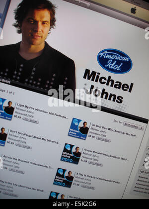 Fichier. 2e août, 2014. American Idol Alun MICHAEL JOHNS est décédé à l'âge de 35 ans. Nés en Australie le rock 'n' soul singer, qui est apparu sur la Fox de télé réalité en 2008, est décédé vendredi, apparemment en raison d'un caillot de sang dans la cheville. Photo - Apr 04, 2008 - Los Angeles, Californie, États-Unis - Apple Inc. iTunes music store en ligne passé voûté Wal-Mart Stores Inc. en février pour devenir le premier détaillant de musique aux États-Unis en ligne iTunes music store comprend une liste d'albums par American Idol artistes ainsi que des vidéos de musique à télécharger, comme ces chansons Michael Johns. (Crédit Banque D'Images