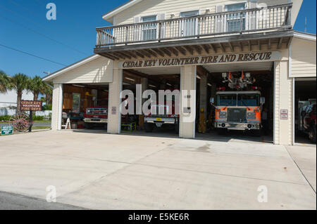 Cedar Key, Floride USA Volunteer Fire Rescue Department Trucks Banque D'Images