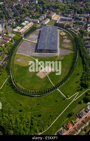 Système solaire, Akademie Mont-Cenis, vue aérienne, Herne, Ruhr, Rhénanie du Nord-Westphalie, Allemagne Banque D'Images