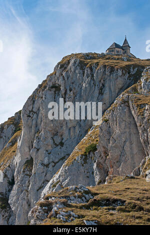 L'église le Mt Dobratsch ou Mt Villacher Alpe, Carinthie, Autriche Banque D'Images