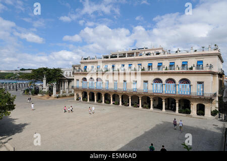 La Casa del Conde de Santovenia Plaza de Armas Old Havana Cuba Banque D'Images