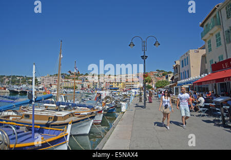 Le port de Cassis Bouches-du-Rhone Provence Cote-d'Azur France Banque D'Images