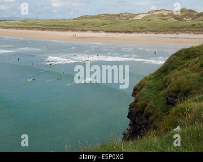 Tullan Strand, un 1 km longue plage de surf, s'étendant au nord de Bundoran, Comté de Donegal, Irlande Banque D'Images