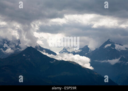 Le Hoher Tenn et grosses Weisbachhorn et l ci-dessus Kitzsteinhorn Kaprun Zell am See Salzbourg Autriche Banque D'Images