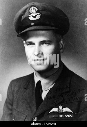 GUY GIBSON (1918-1944) VC DFC DSO. La Royal Air Force Bomber Command pilote et de l'Escadron 617 Banque D'Images