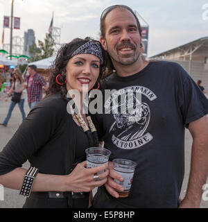 Les personnes bénéficiant de Summerfest à Milwaukee, Wisconsin, États-Unis Banque D'Images