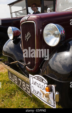 Royaume-uni l'Angleterre, dans le Dorset, Charmouth, avant de l'Austin Seven sur Jurassic Balade voiture classique d' Banque D'Images