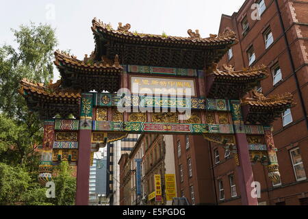 Gate de China Town, Manchester, Angleterre, Royaume-Uni, Europe Banque D'Images