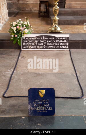 La Tombe de Shakespeare, Holy Trinity Church, Stratford-upon-Avon, Warwickshire, Angleterre, Royaume-Uni, Europe Banque D'Images