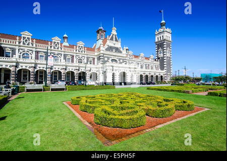 La gare de style édouardien, Dunedin, Otago, île du Sud, Nouvelle-Zélande, Pacifique Banque D'Images