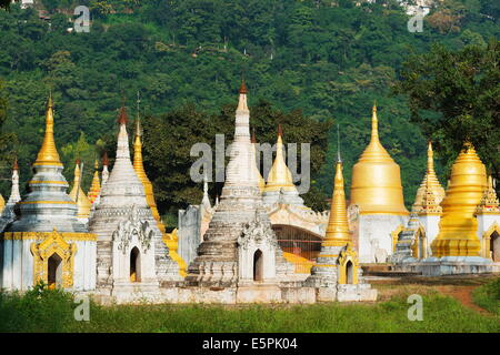 Nget Pyaw Taw Pagode, Pindaya, Myanmar (Birmanie), l'Asie Banque D'Images