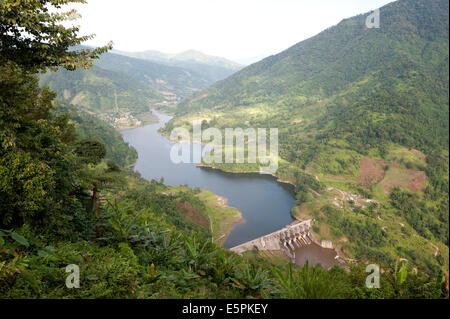 Barrage hydroélectrique construit récemment dans le district de Kimin vallonné d'Arunachal Pradesh, Inde, Asie Banque D'Images