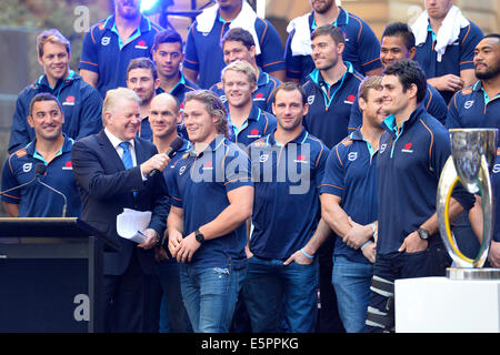 Sydney, Australie. Le 05 août, 2014. NSW Waratahs Rugby super réception officielle. Le capitaine Michael Hooper est interviewé. Credit : Action Plus Sport/Alamy Live News Banque D'Images