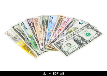 Les billets en euros et Dollar isolated on white background with clipping path Banque D'Images