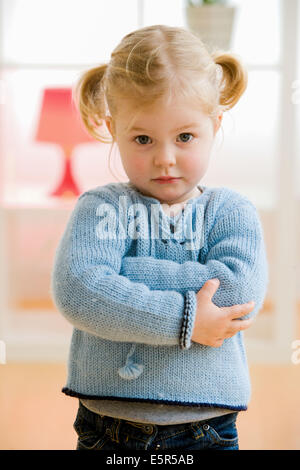 Portrait de jeune fille de 3 ans. Banque D'Images