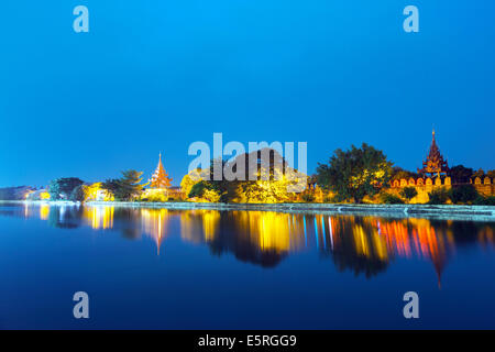 L'Asie du sud-est, le Myanmar (Birmanie), Mandalay, Mandalay Palace Banque D'Images