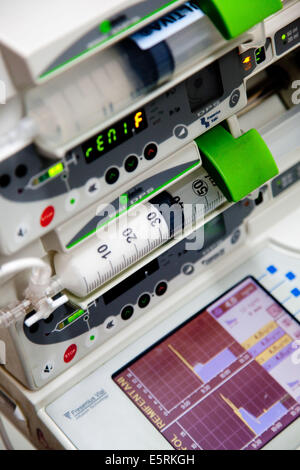 L'anesthésie émis par une pompe. Banque D'Images