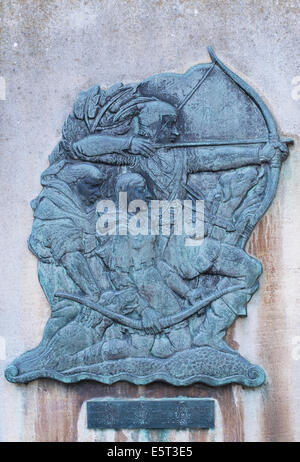 Images de la rédaction d'images en relief la légende de Robin des bois trouvés sur les murs du château de Nottingham dans la ville. Banque D'Images