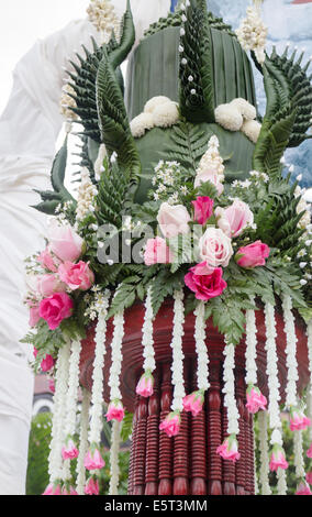 Artisanat traditionnel Thaï colorés de fleurs fraîches, stock photo Banque D'Images