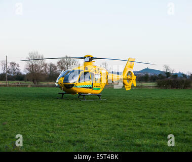 Dorset et Somerset air ambulance helicopter Banque D'Images