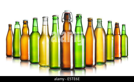 Ensemble d'étiquettes de bouteilles de bière sans isolated on white Banque D'Images